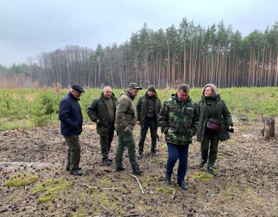 Туреччина поставить в Україну ще дві лабораторії для біологічного захисту лісів від шкідників та хвороб лісу.