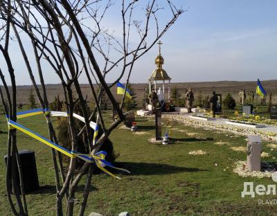 «Ми повернемо мир!» На Карачуні під Слов’янськом розпочались урочиті заходи до Дня Українського добровольця